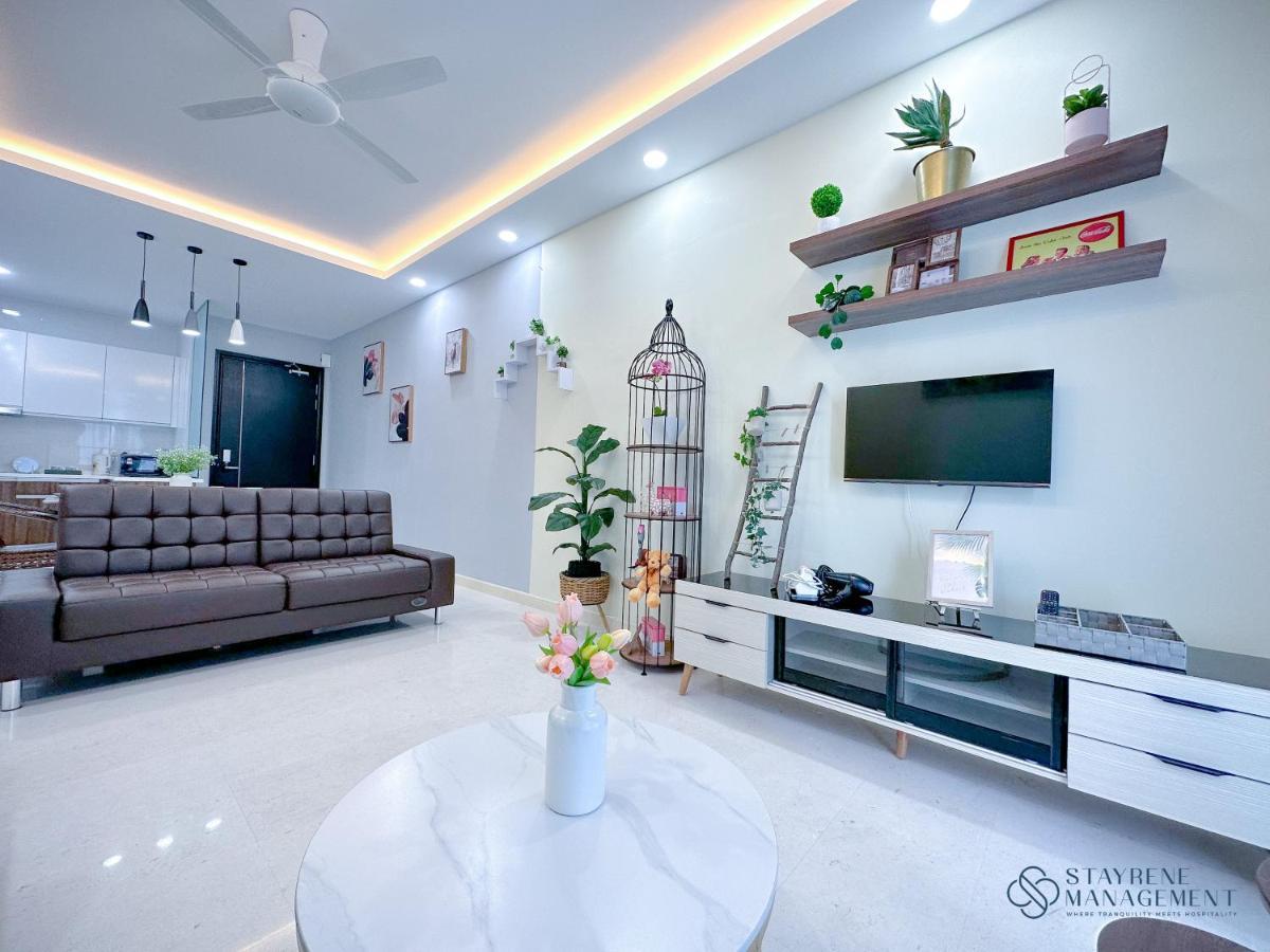 Apartment Setia Sky 88 With Sunset View By Stayrene *