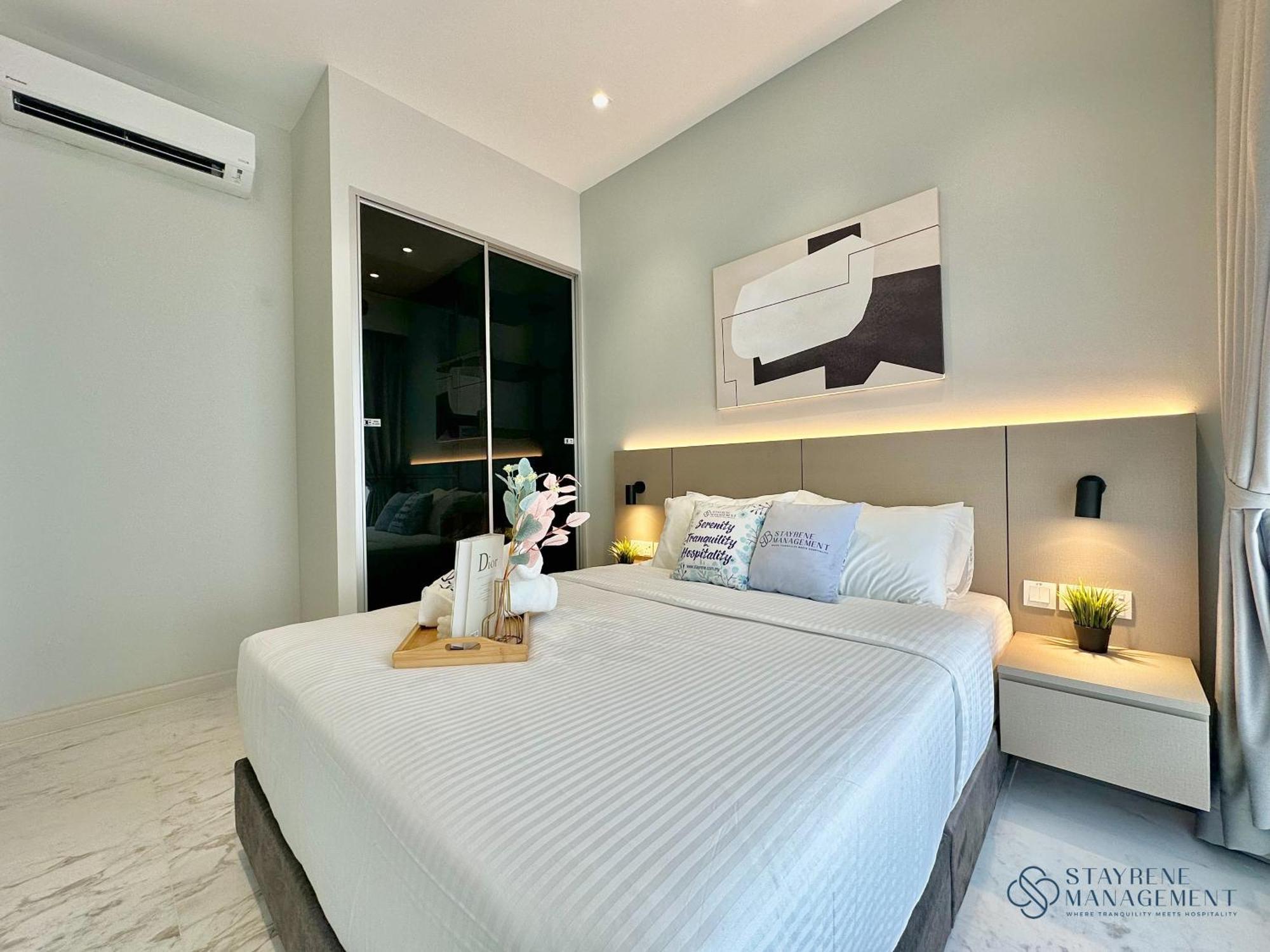 Setia Sky 88 With Sunset View By Stayrene Apartment