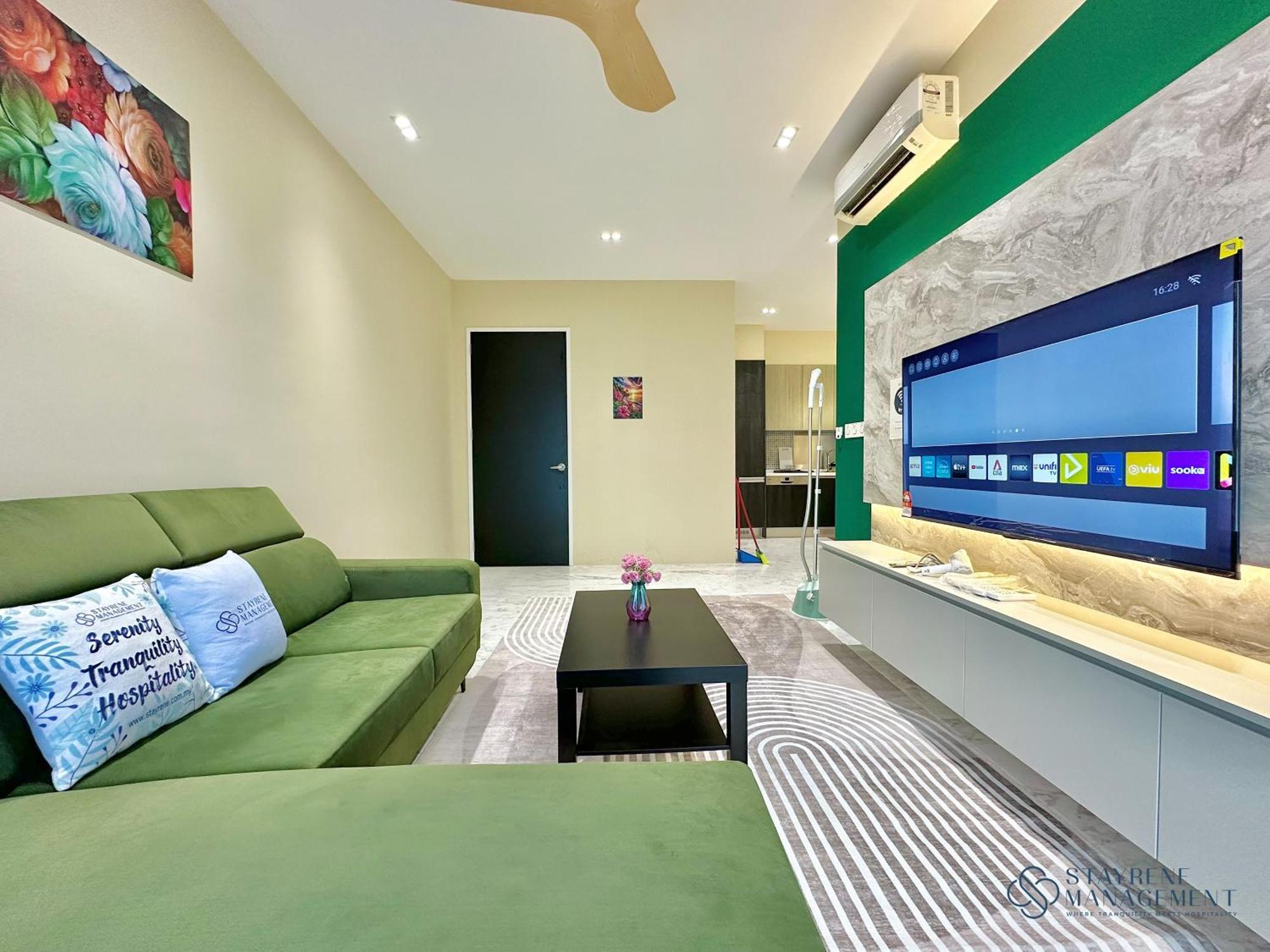 Setia Sky 88 With Sunset View By Stayrene Apartment